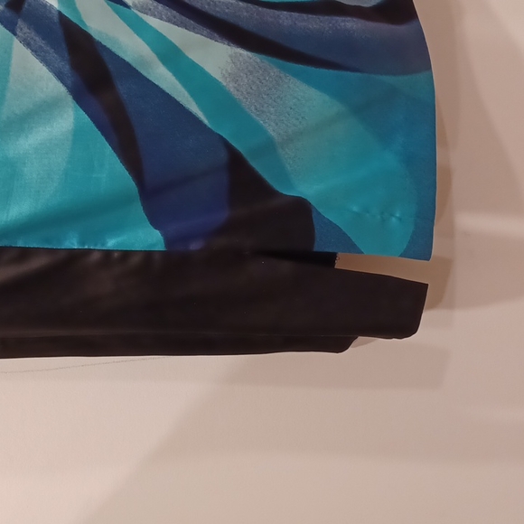 Le Chateau Aqua Print 1 Shoulder Satin Cocktail Dress- Sz. XS - Picture 4 of 10